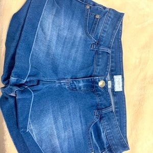Celebrity pink blue jean shorts